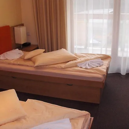 Hotel Horsky Osobita